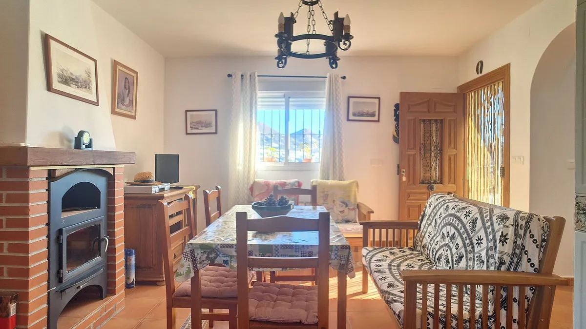 d7a3e1e4-9ddc-43e4-8688-90740e3b3e4e