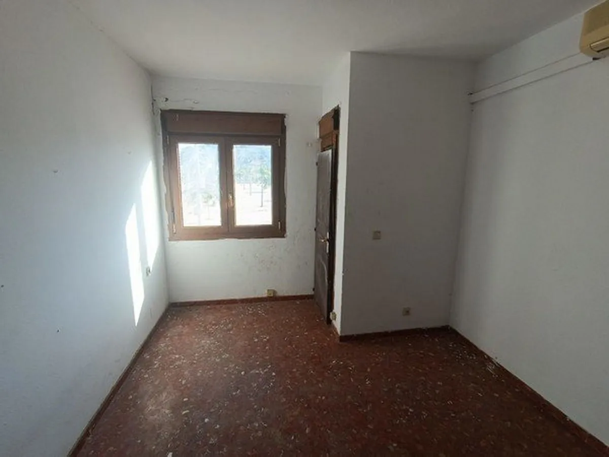 d9d4a382-4171-4239-9494-021330099fee