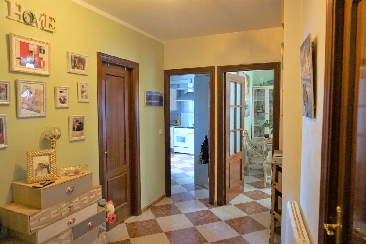 d55b36e2-37ff-4086-ae33-d7d7c6c23b81