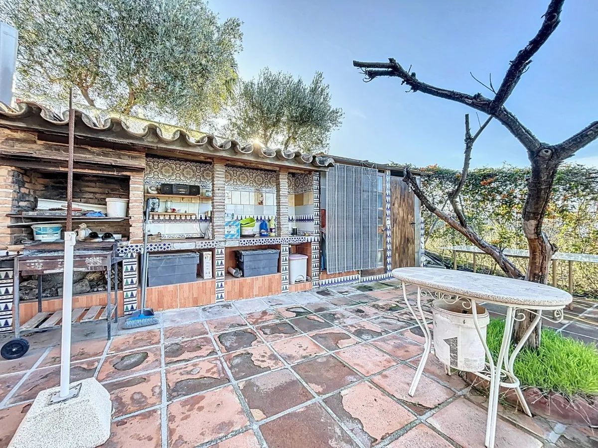 1d9bf42b-9567-48e4-b8ba-fde26d35f65a