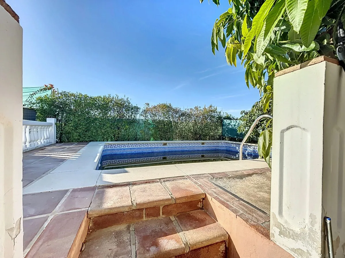 1f92a4a4-846b-438b-857c-1ce33182da53