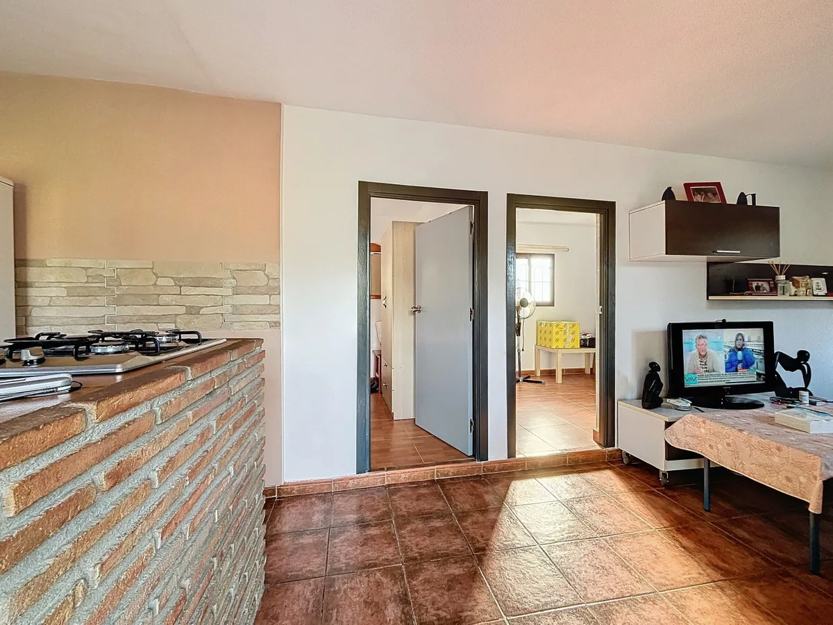 8a6a99ba-2450-46ad-93b6-643909113f6d