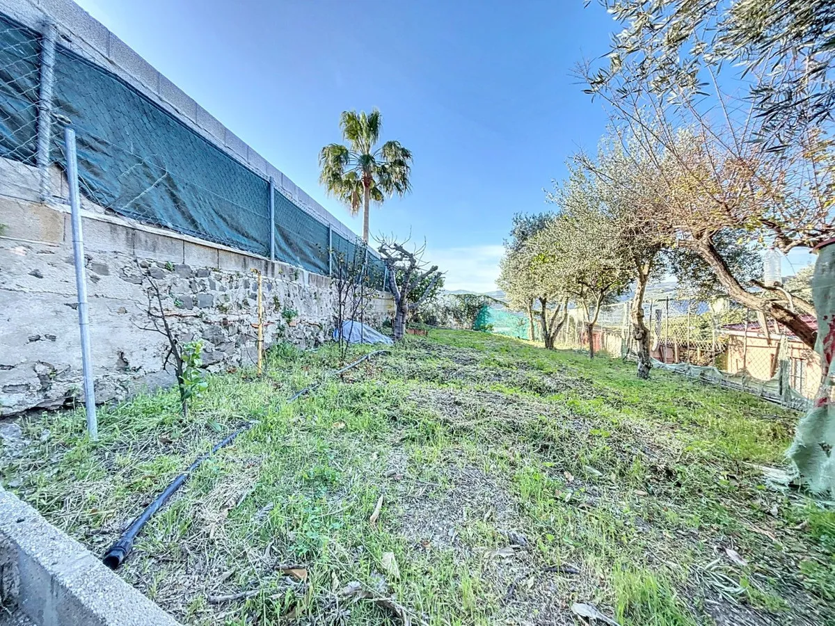 d9e79275-dc47-47c2-81d3-ec1d66e7ba96