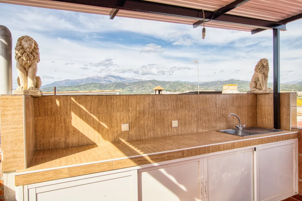 25d497f7-d5a0-4cb8-948e-f729164e76f0