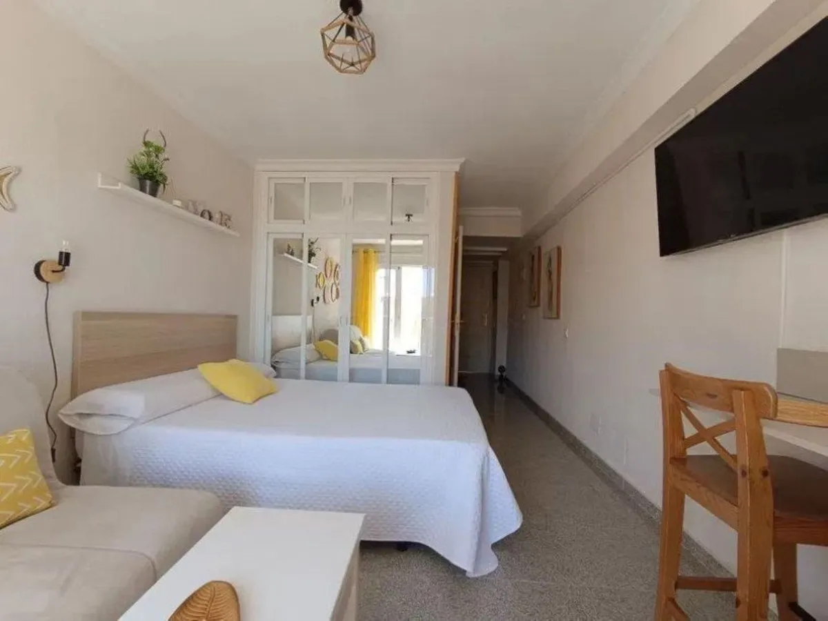 4f428622-c5c5-4d2d-aa33-78be5a7798b2