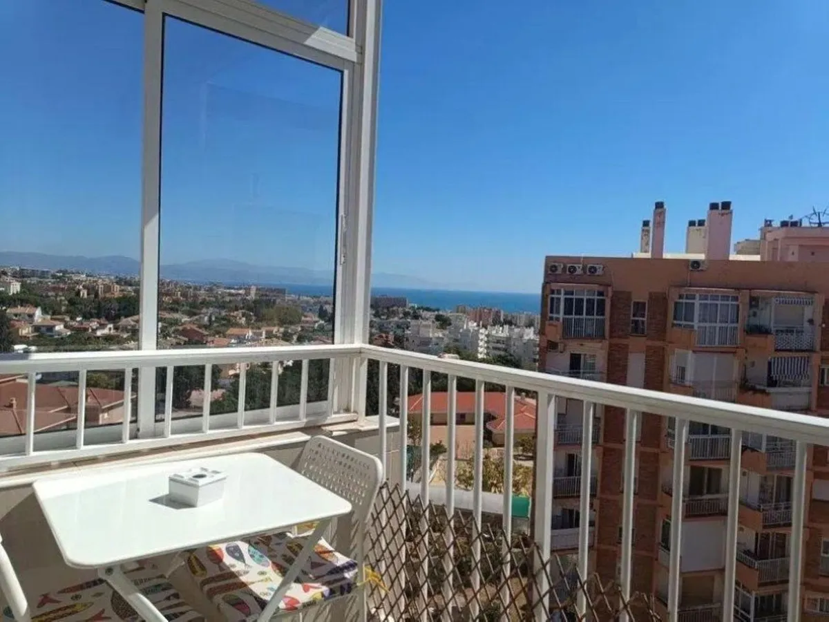 ac5a7370-e776-43d6-8d65-02fc3f6b6b9f