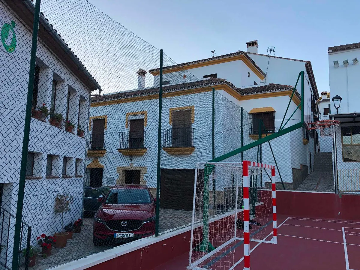 421f801d-3a20-49d9-b9d2-31646d6bfc8c