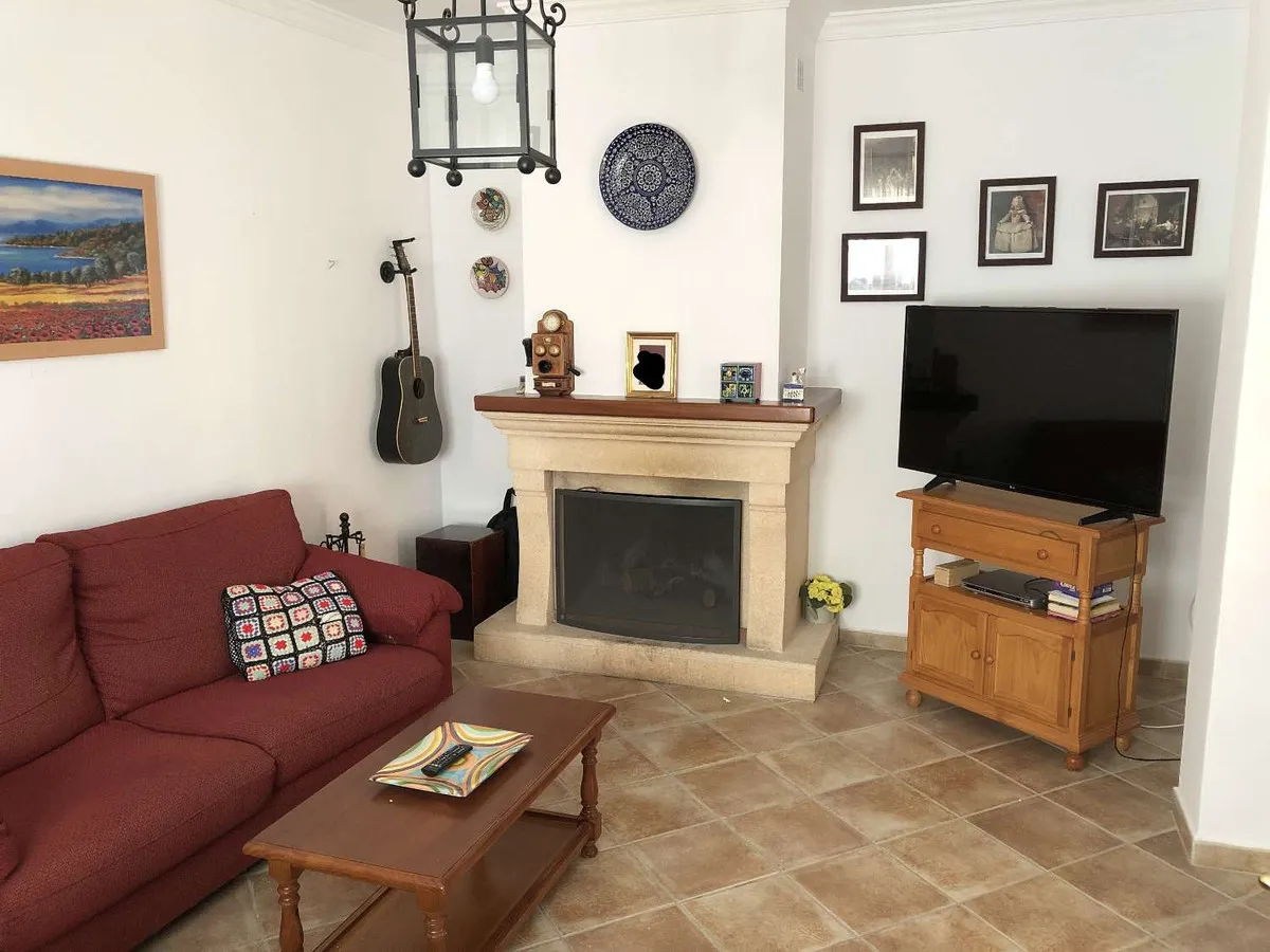 eab4c64b-f4fe-48f1-927c-4c004bbe30dd