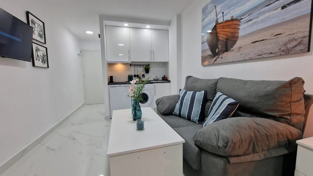 7ef2d48a-d8b3-45fc-aa2e-d8a9790a198b