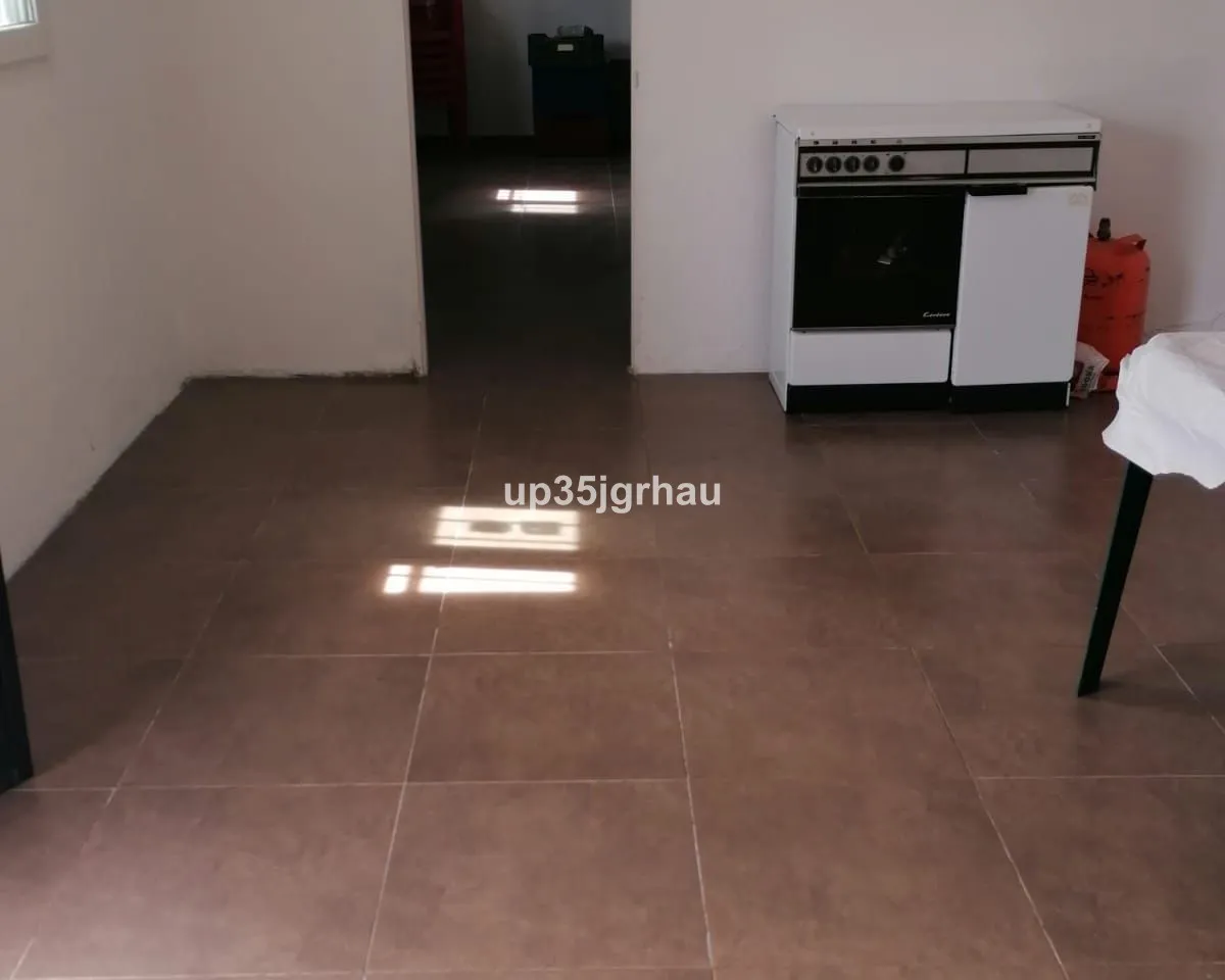 c34bda11-9718-4802-bc75-54d8b968fbcb