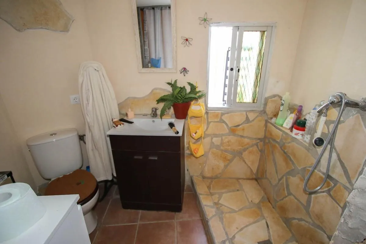 03874edc-42c8-4b48-932e-b10304035af9