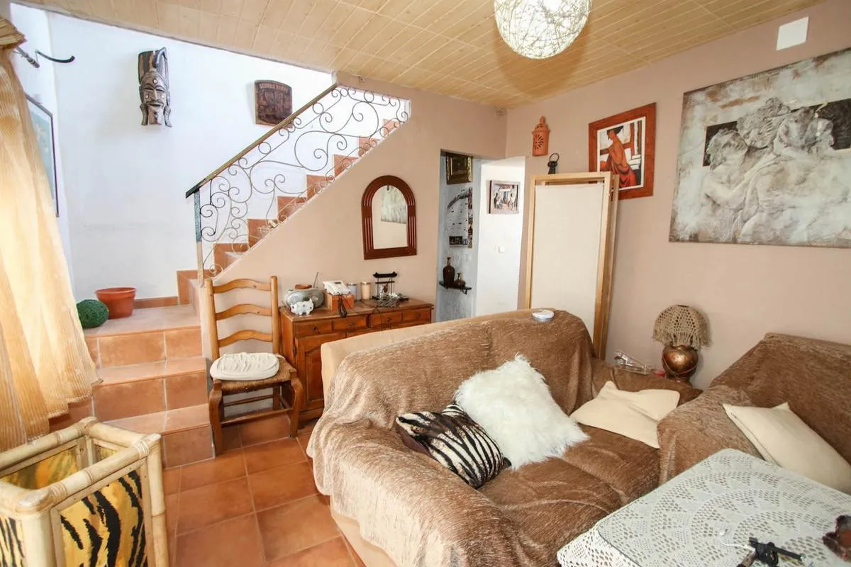 18a34b4a-7837-4303-8260-dc79175f6a3d