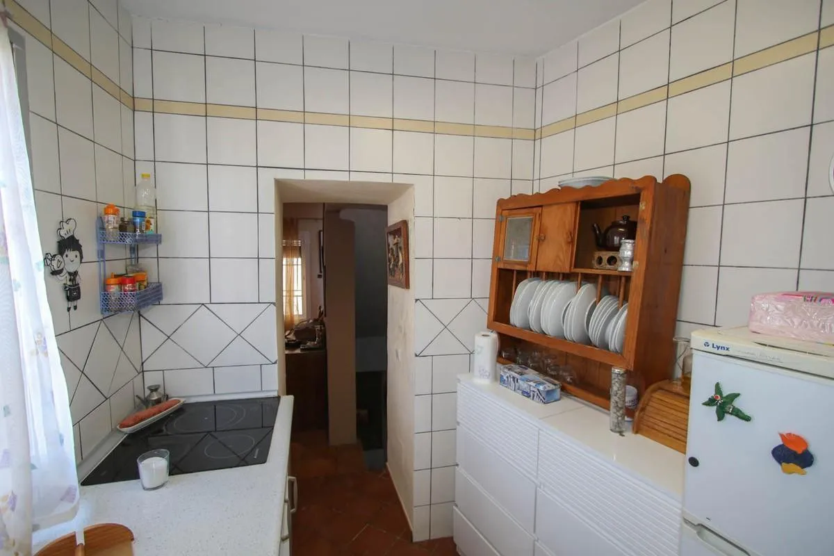 b442f431-59c0-40f6-8224-02ebcae7774e