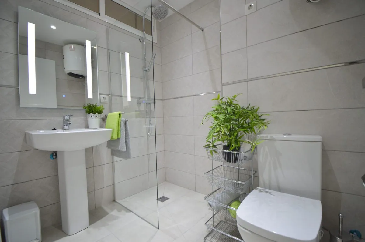 6a400491-6449-4dd8-938b-a716a68d969d