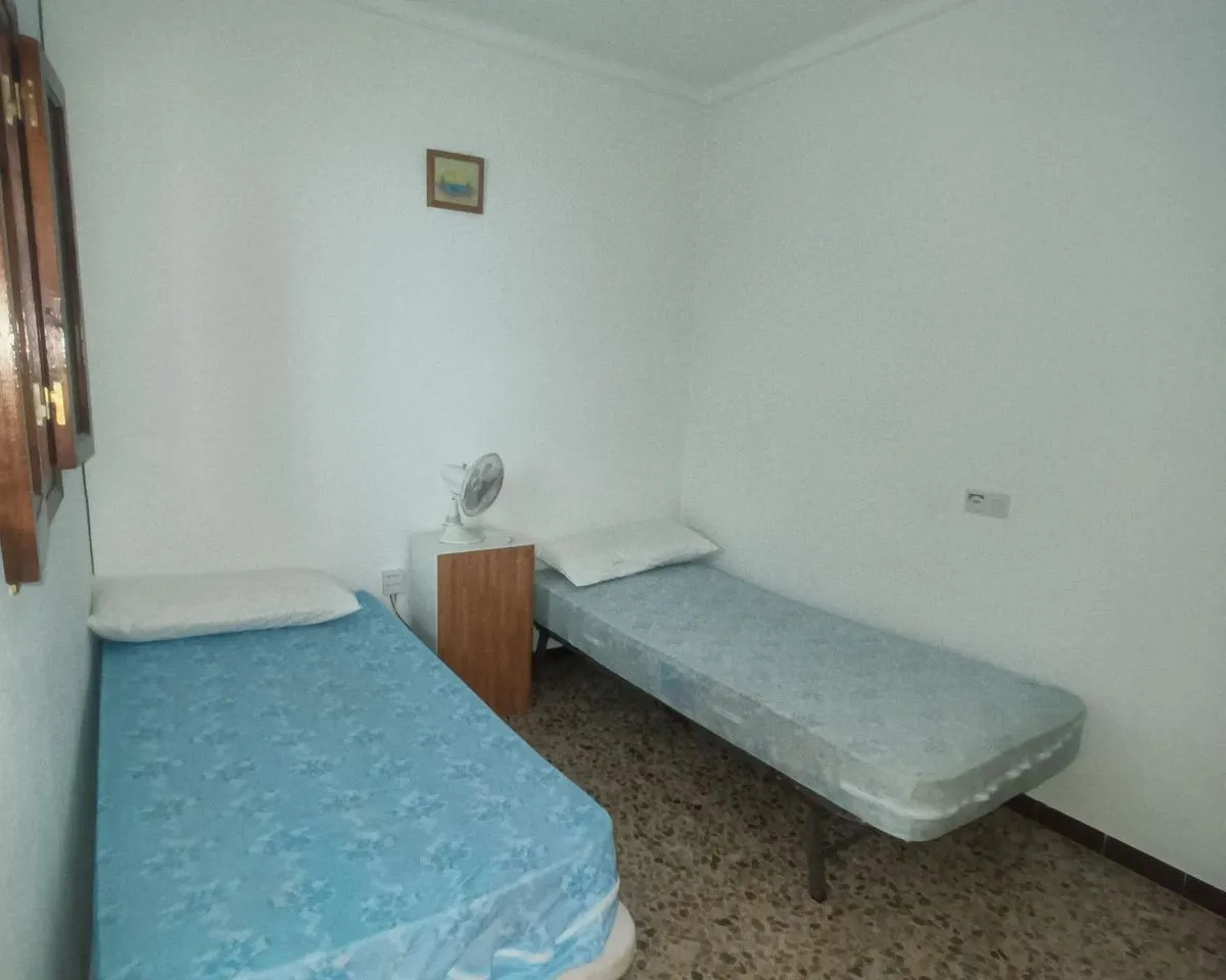 16b6672c-91c2-4d27-aef3-b7240a6835ec