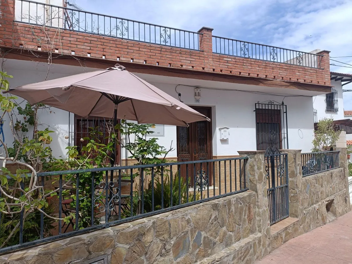 36e79ddb-3edb-407e-b5c9-e2a5aee15d86