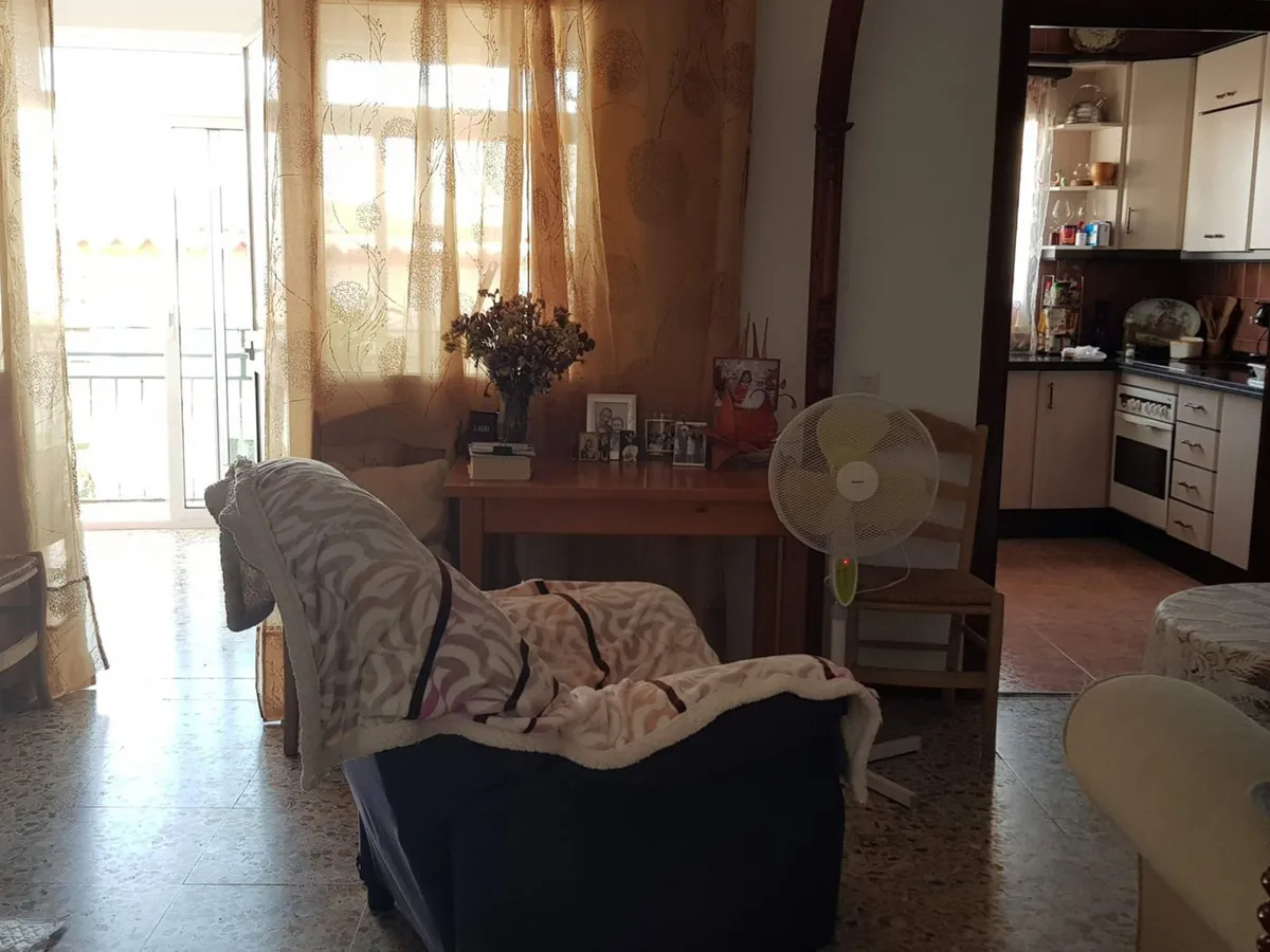 404323d1-6c30-4aa8-b4b5-a8a7941ef22c