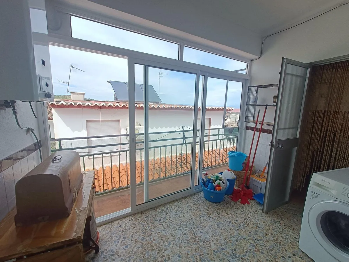 75b04293-c7fc-4a5e-aca6-29f3770016aa