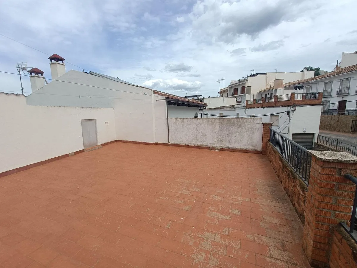 f04f76a5-fa92-4d30-963a-72d4850ac3e4