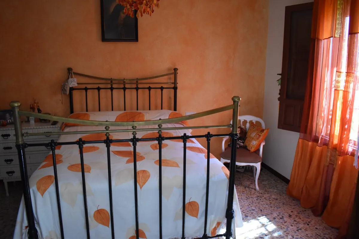 ff6249ba-6cd7-4d06-87d9-1360325efdf7