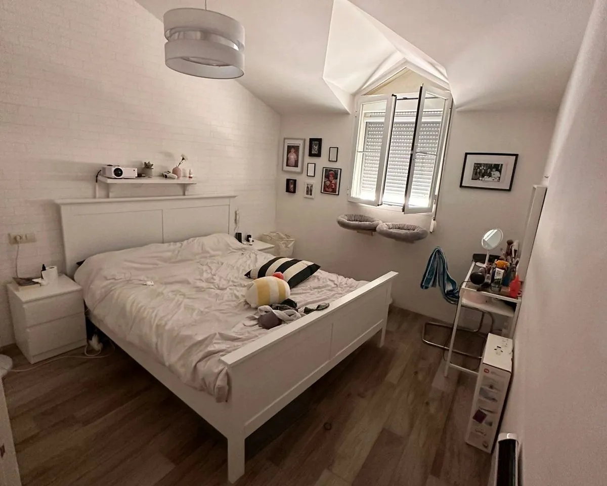 15740b5a-0d87-476e-943b-7824f984e7a5