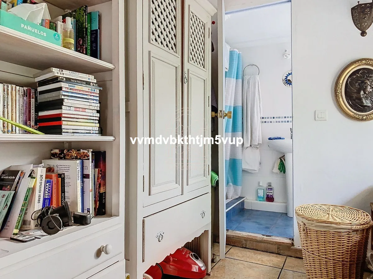 6da1ec92-01c8-498e-9c36-684c0af5ee0d