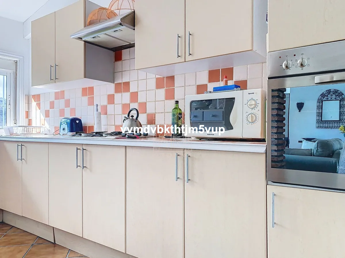 ae0b1c47-cf48-4159-87e1-64f9120321ba