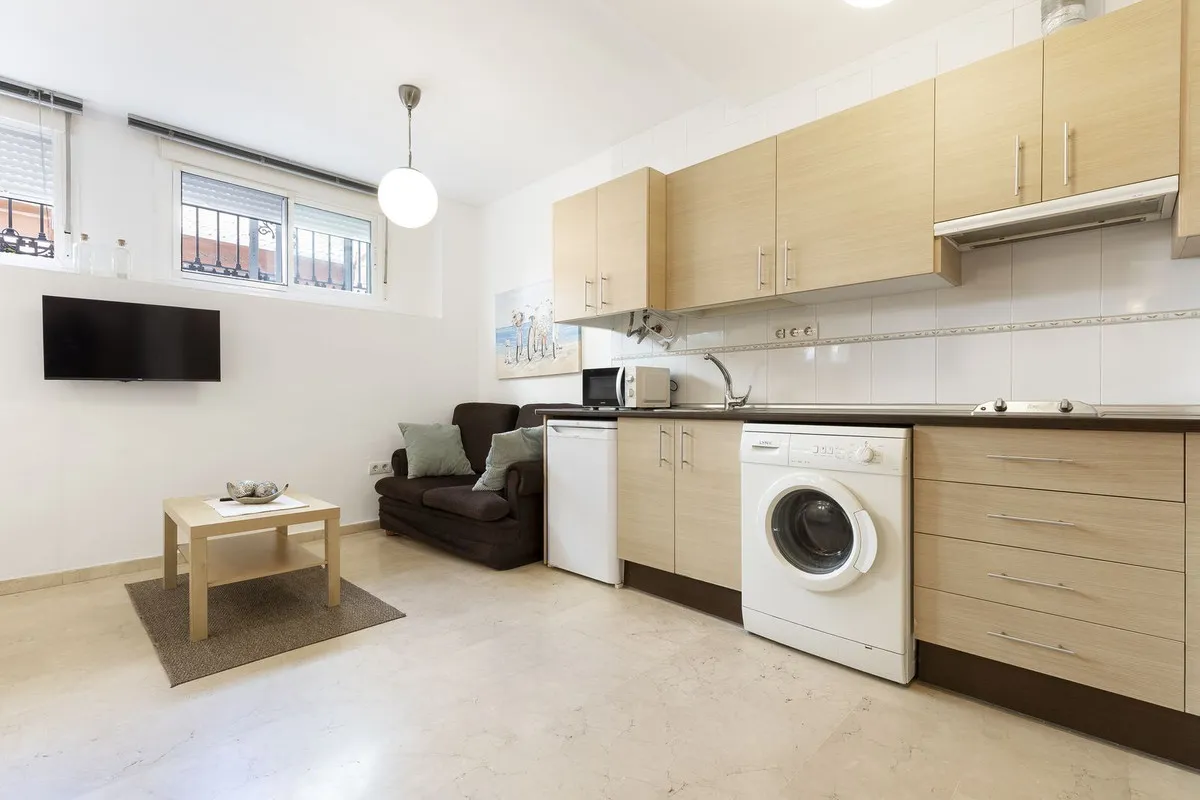 9026555a-baeb-4f8b-bcc0-ce2546a3937a