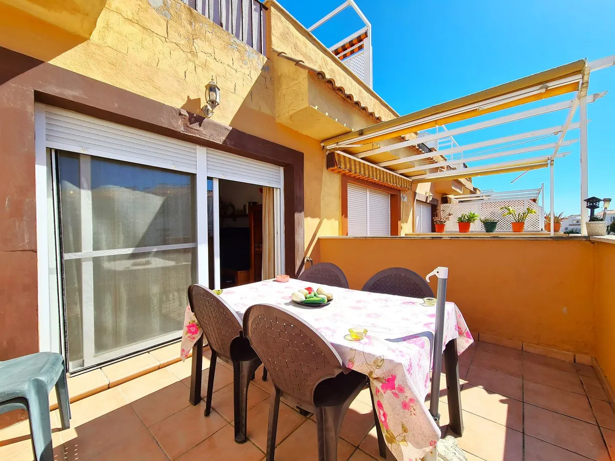 b403efa2-0a36-417b-ac44-cf8e3f240102