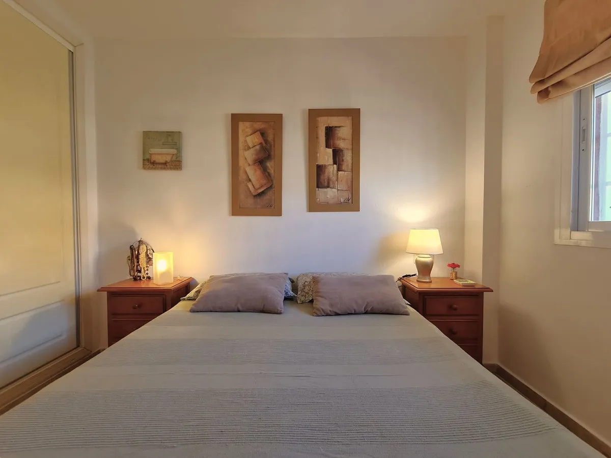 e6932bd4-d764-4e85-a44a-5981c33d7fb8