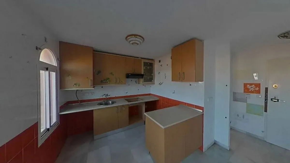 14d035b0-bc4b-4c52-8b09-93073bbec38d