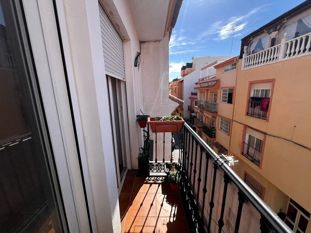 3d8fa2f8-3d83-4b11-8fe7-ffc804a28443