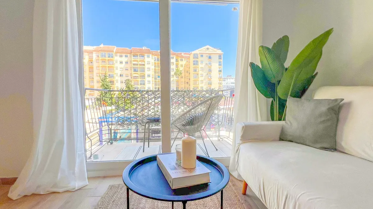 9399cfe4-4de5-4cfb-81cd-ce976de15b89