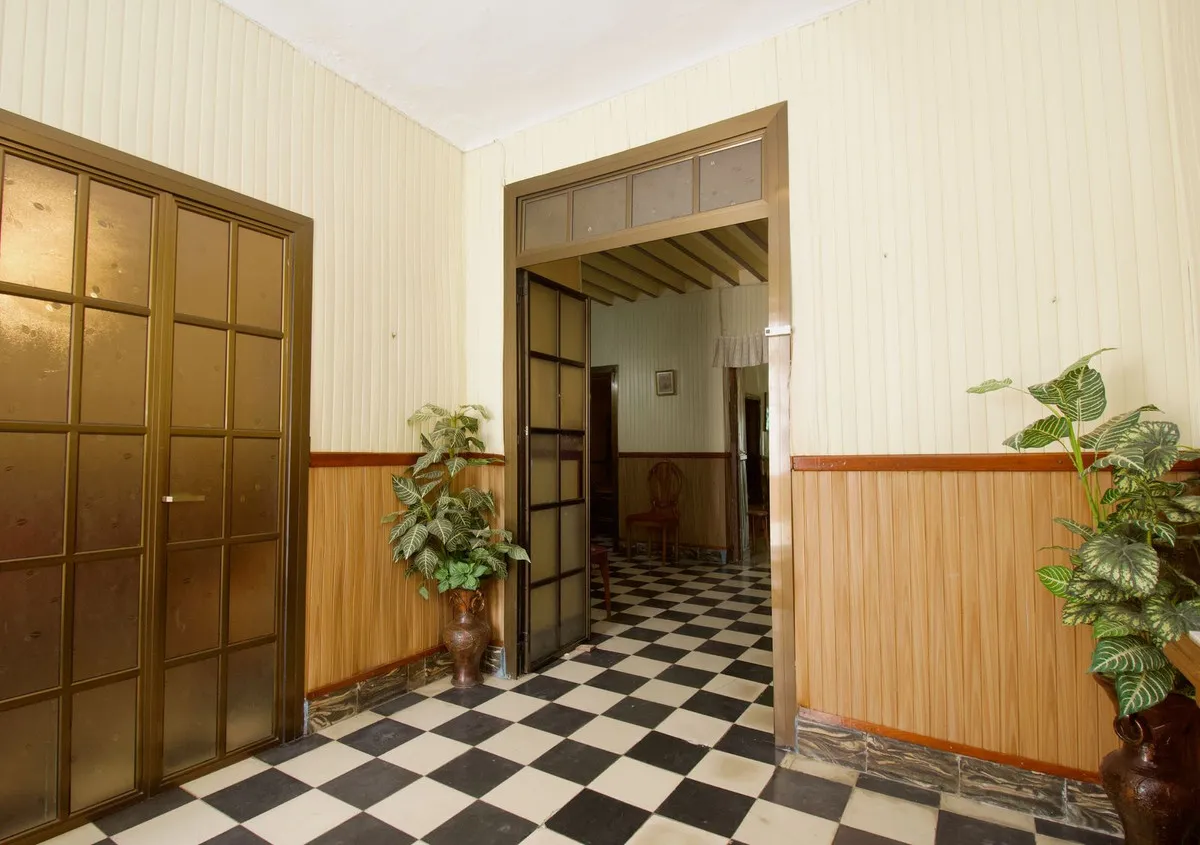 f1dd0d52-729b-4b81-89e5-f3f9180cd28a