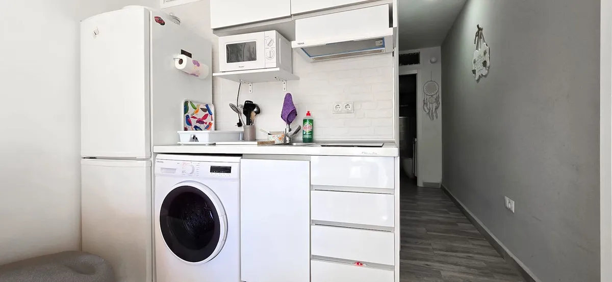 dd4feff4-8944-4525-83b9-b2cf39944361