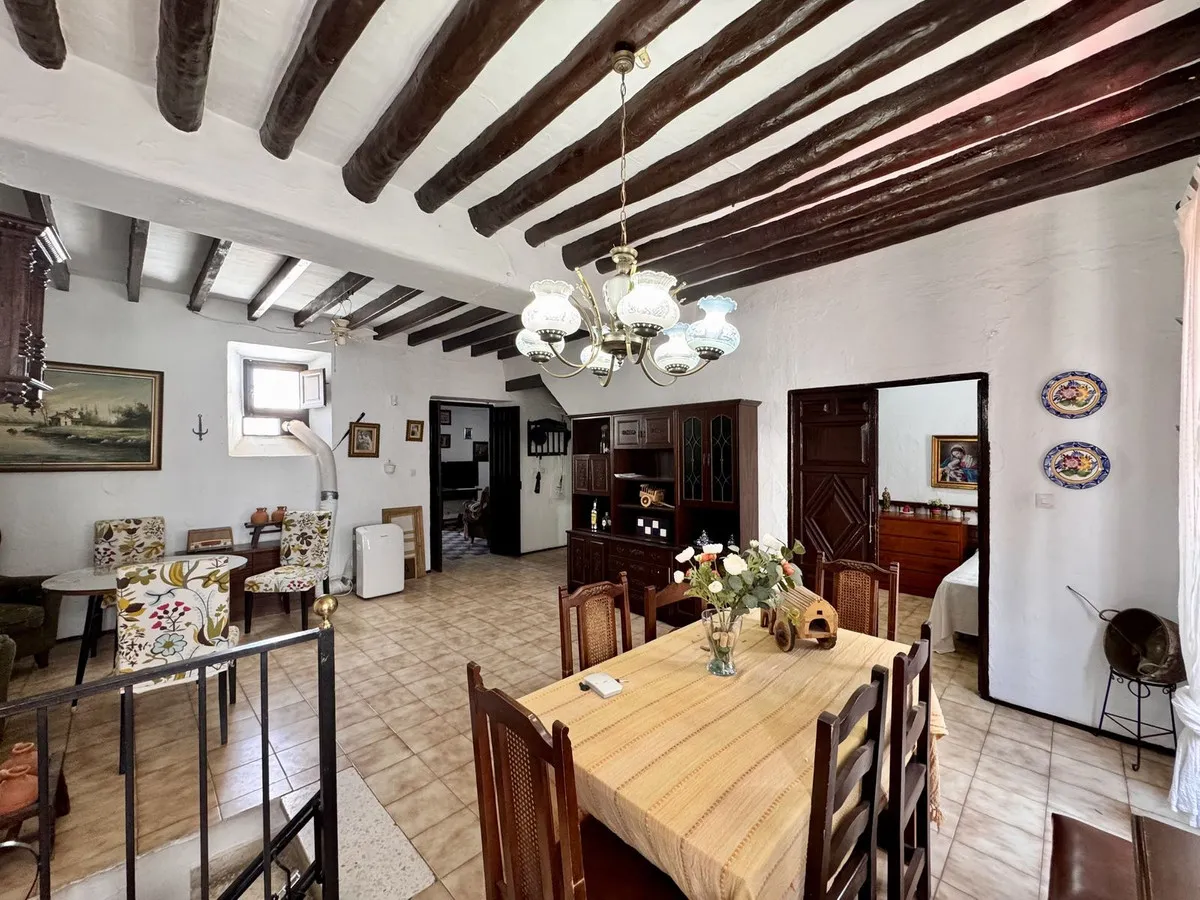 53f7e220-f045-46ba-9caf-13ae67288eab