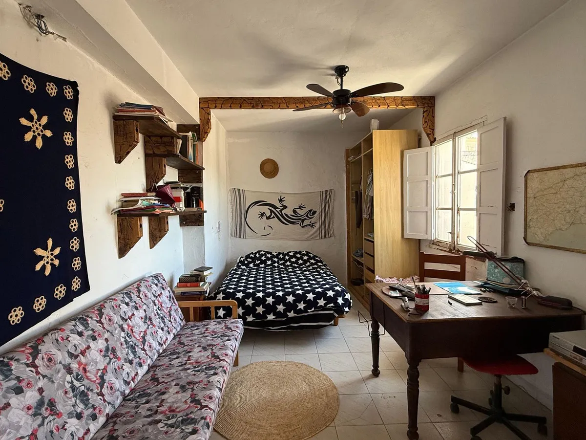 99d82b49-1548-40c2-a1fd-e7ad022dd876