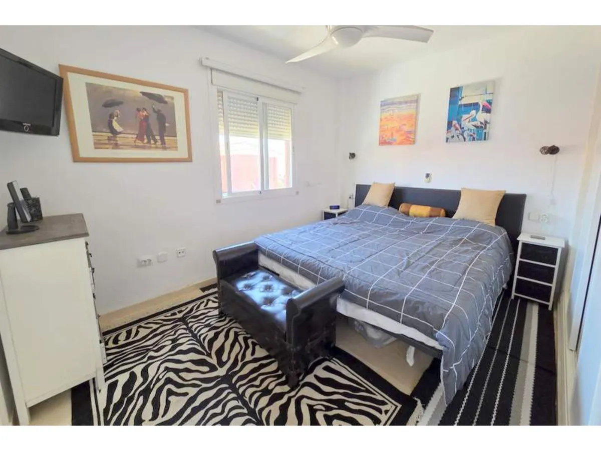 1cd0e31e-2f93-4c25-86c6-01e9ea5f4d5f