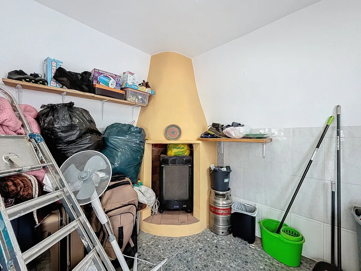 22f6b36e-3f33-4dc6-a0e8-1536b1c53005