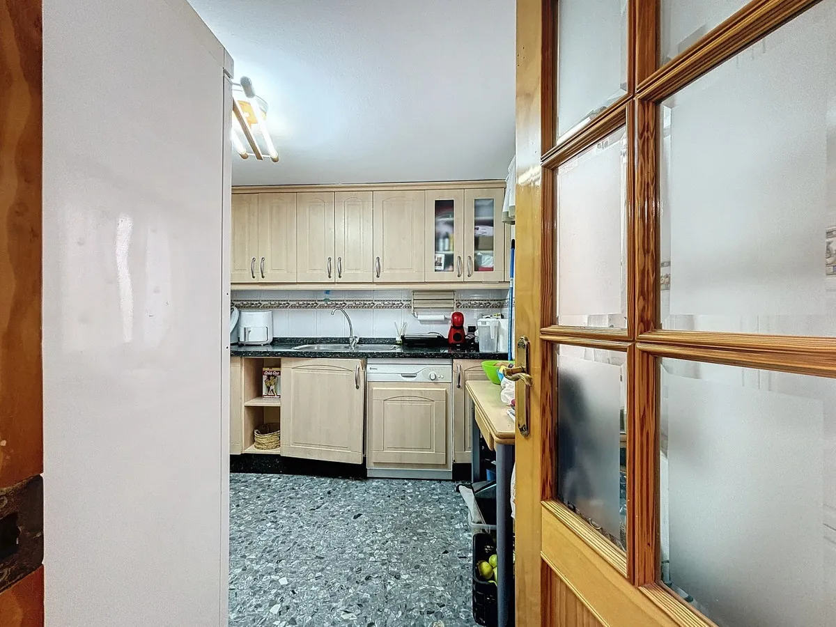 87930bcb-d7e3-4db9-9768-d5d4947cfdcc