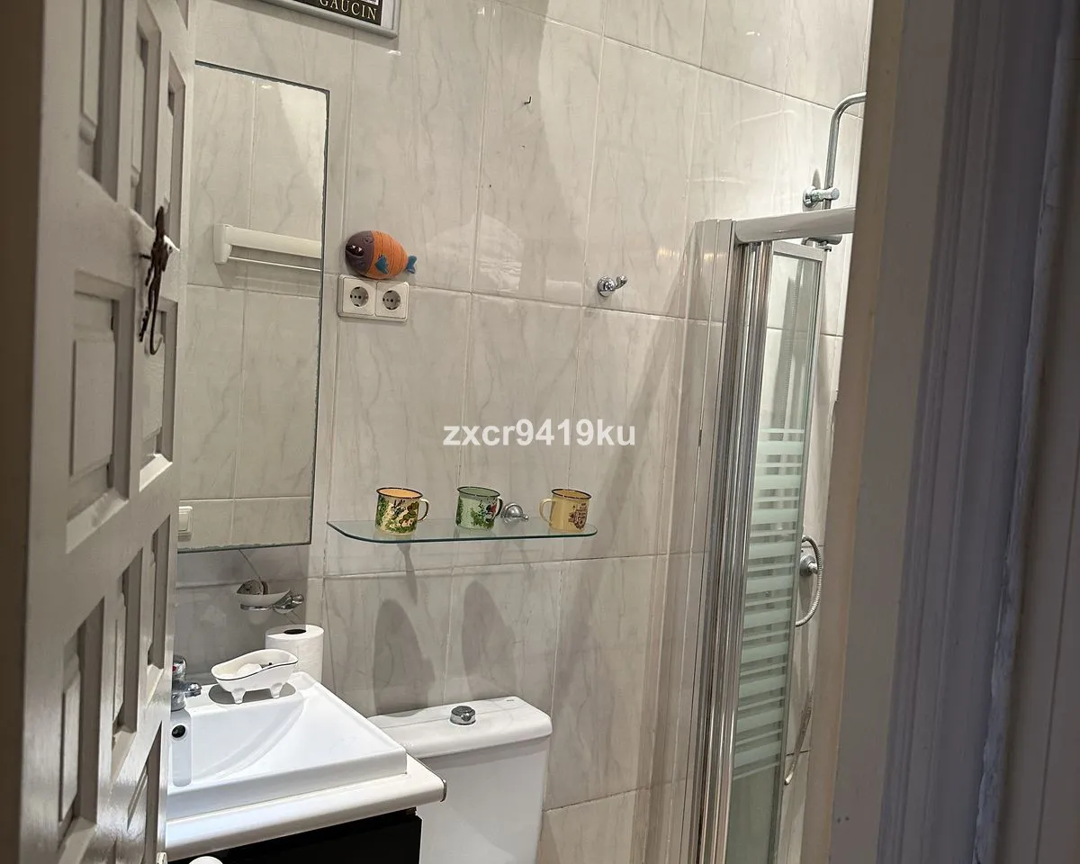 135b234a-594d-4c52-b57f-c9746a26683e