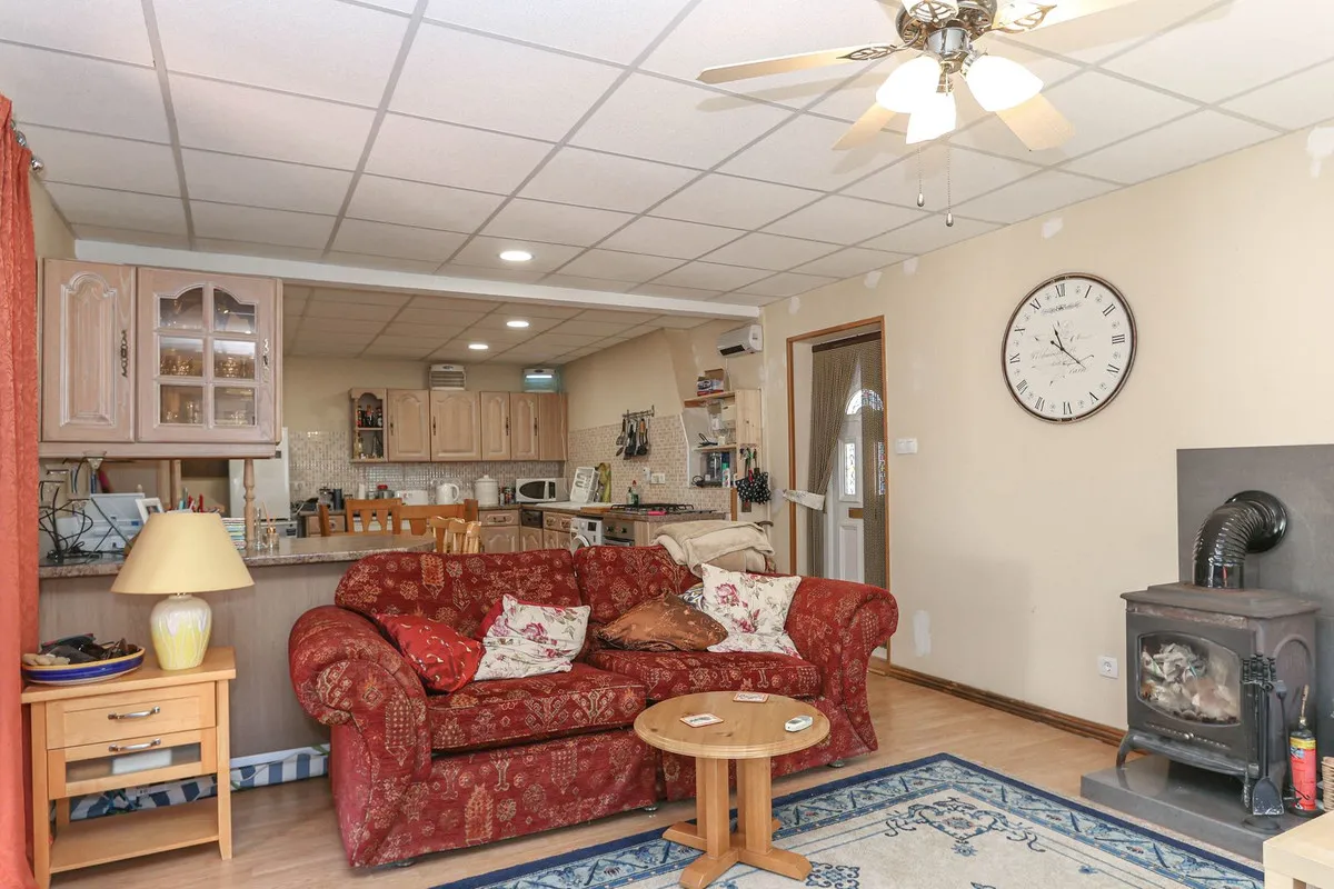 046a3cd7-e001-4914-b10c-cf3567ed2875