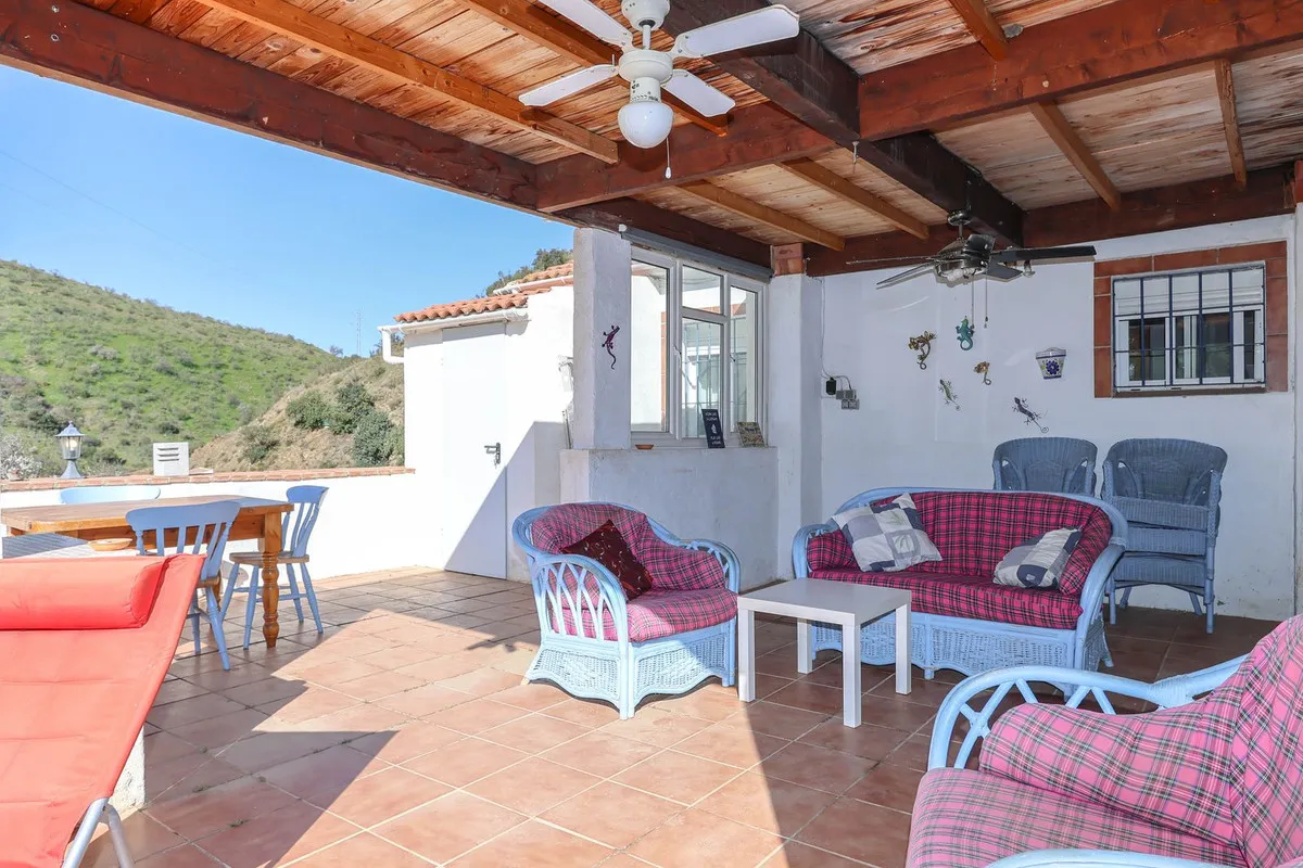 1d475f17-64ae-4a7f-8e4a-6d37d3066b07