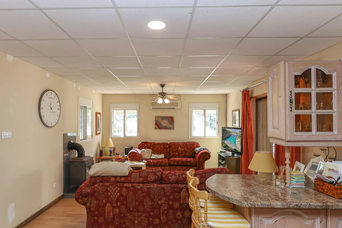 7bf276fd-7da4-4f14-94c2-9ef39d1f1868