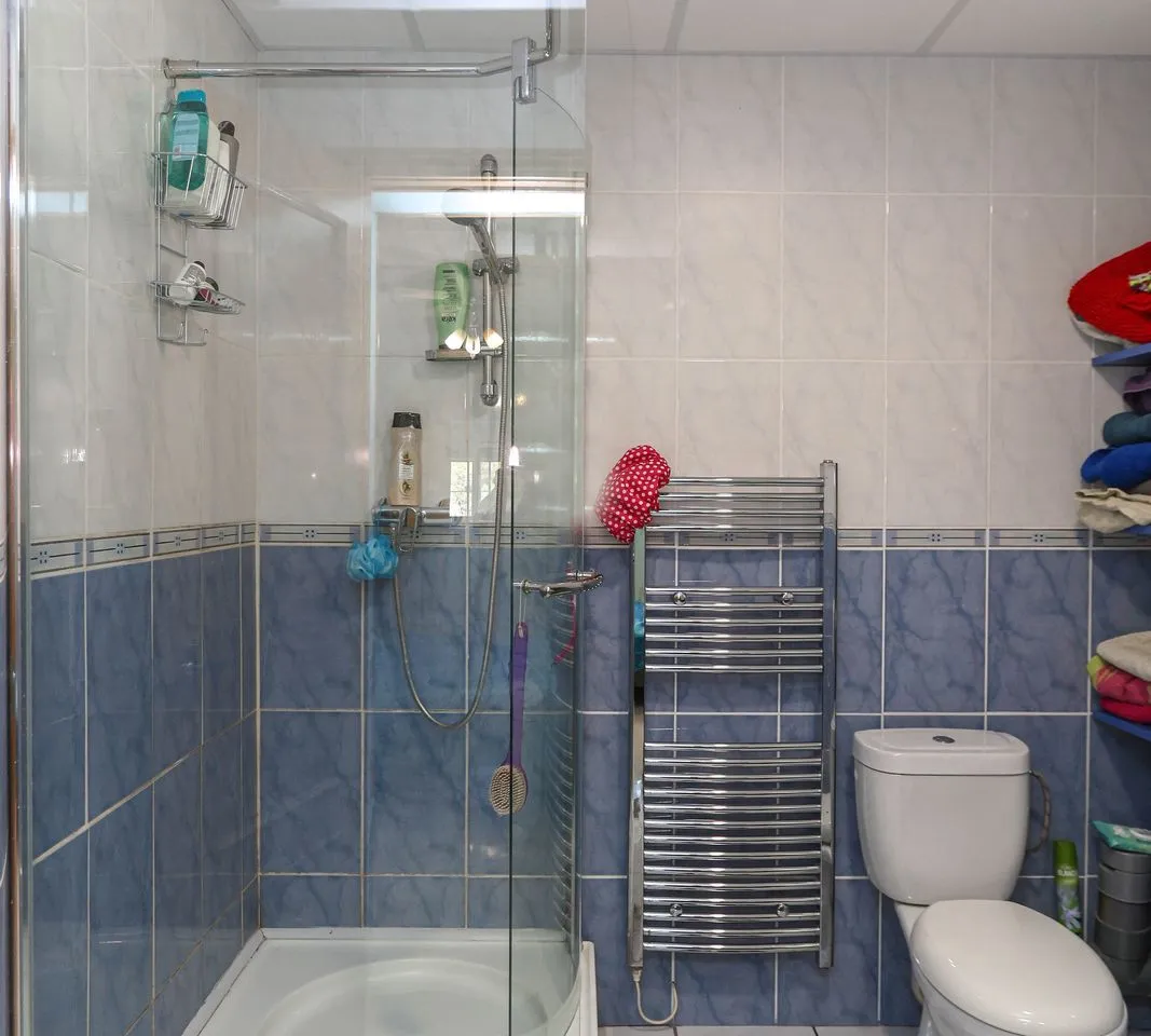 a9fb39b3-075b-40c2-92ff-515f182bcedc