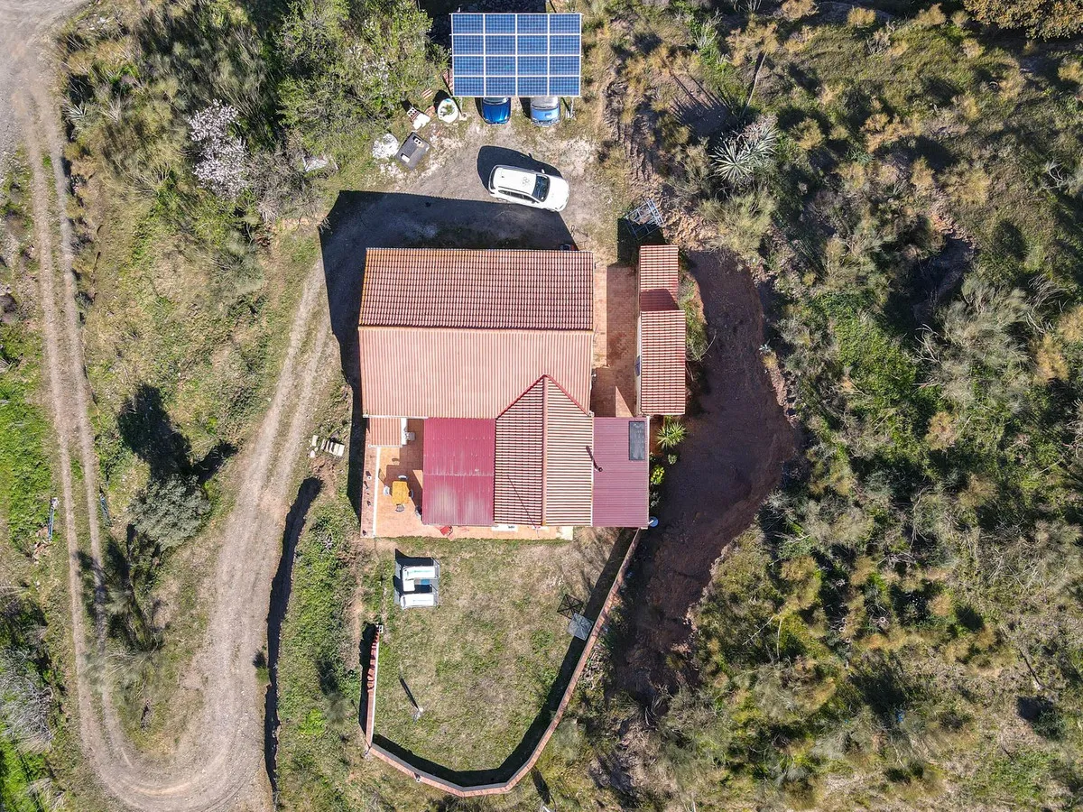 bb68f972-efe6-4262-aa41-e7edd9fd38b4