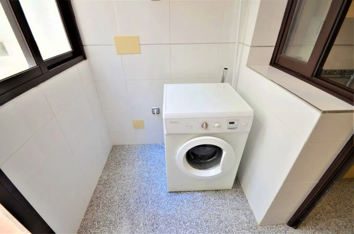 11b5bc83-5289-45ee-933e-a9c02c5f9657