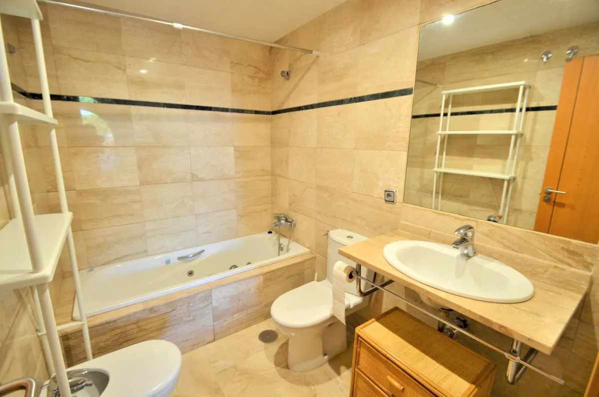 af5e1caa-3835-4d5d-a350-403fcf8ee3e3