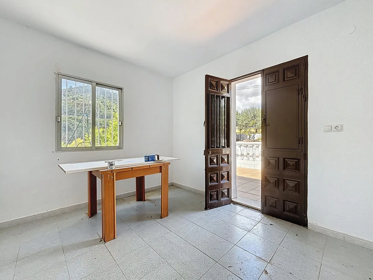 29f75369-e9e1-47e2-9c16-e75cee08acee