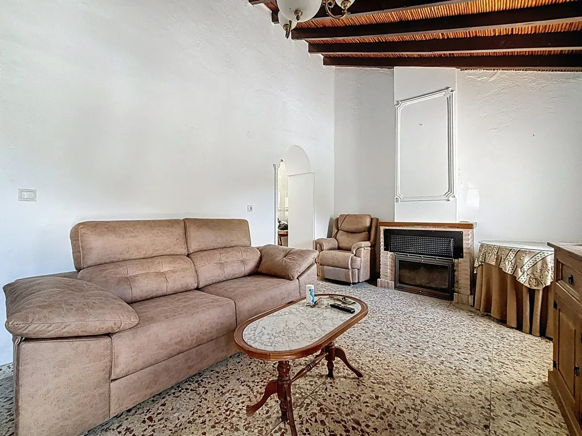 8f0a4d53-c73a-457a-a2b2-627ee0a428af